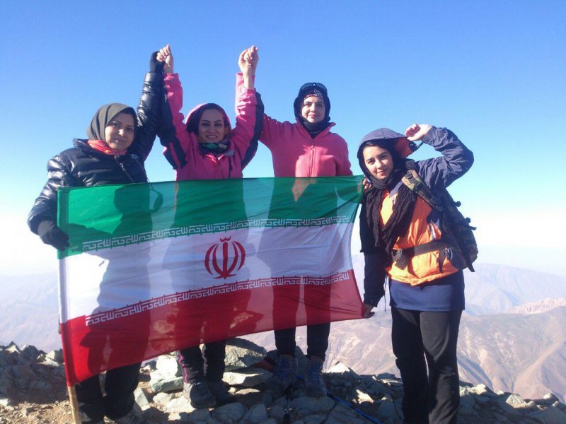 بررسی چالش ها و موانع کوهنوردی بانوان