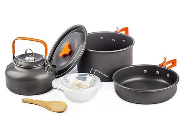 ست قابلمه، ماهیتابه و قوری